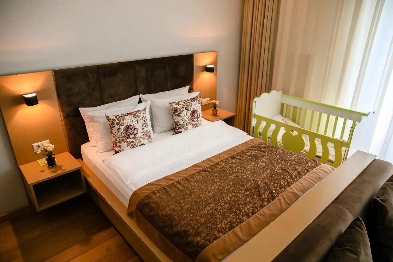 Homebridge Hotel Apartments Μπακού